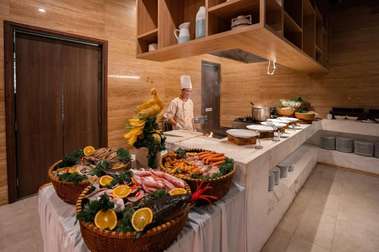 ****  Haian Beach Hotel & Spa Da Nang Vietnam